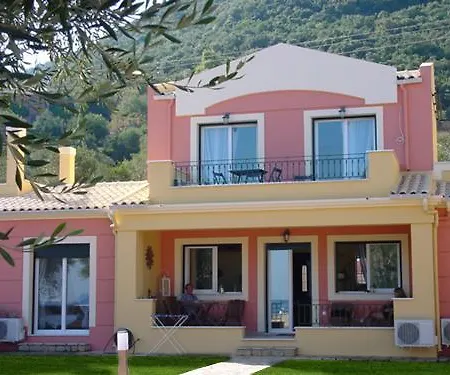 Hébergement de vacances Beachfront Villas *