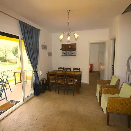 Beachfront Villas Hébergement de vacances *