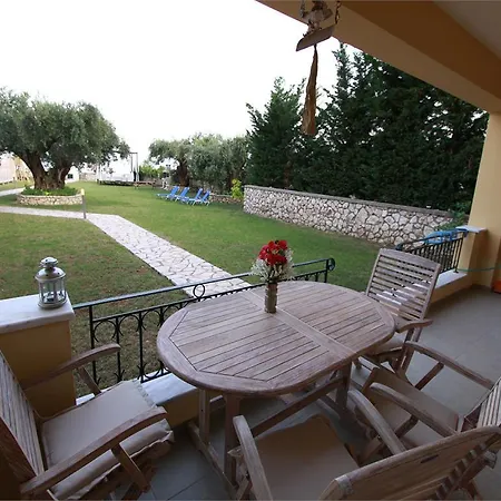 Hébergement de vacances Beachfront Villas *