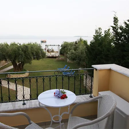 Beachfront Villas * Barbati