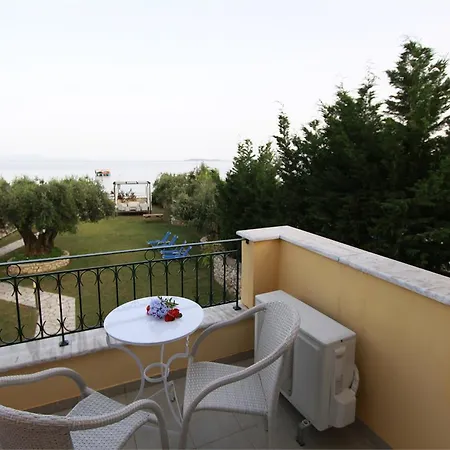 Beachfront Villas Barbati